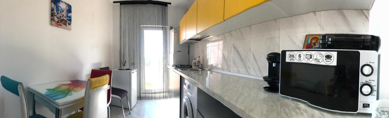 Apartament Kevin Mamaia Nord Apartment นาโวดาริ ภายนอก รูปภาพ